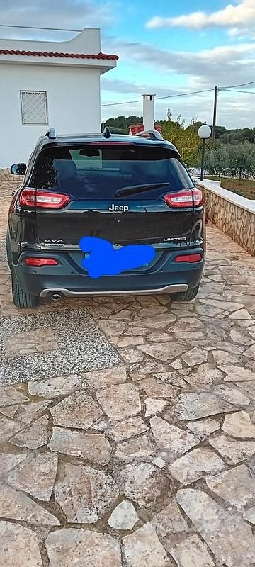 Usata Jeep Cherokee Limited 140 CV (102 kW) 2016 Nero SUV