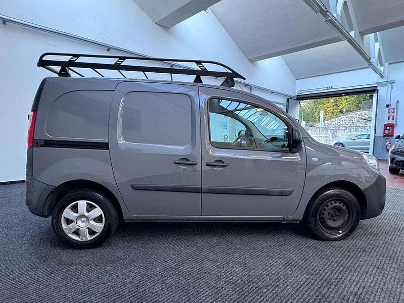 Usata Renault Kangoo 90 CV (66 kW) 2018 Grigio Monovolume
