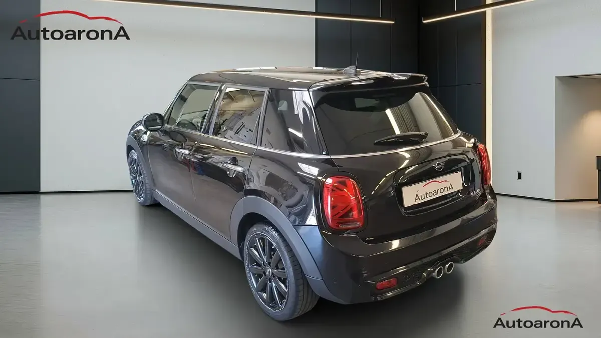 Usata Mini Cooper SD Hype 170 CV (125 kW) 2019 Nero Utilitaria