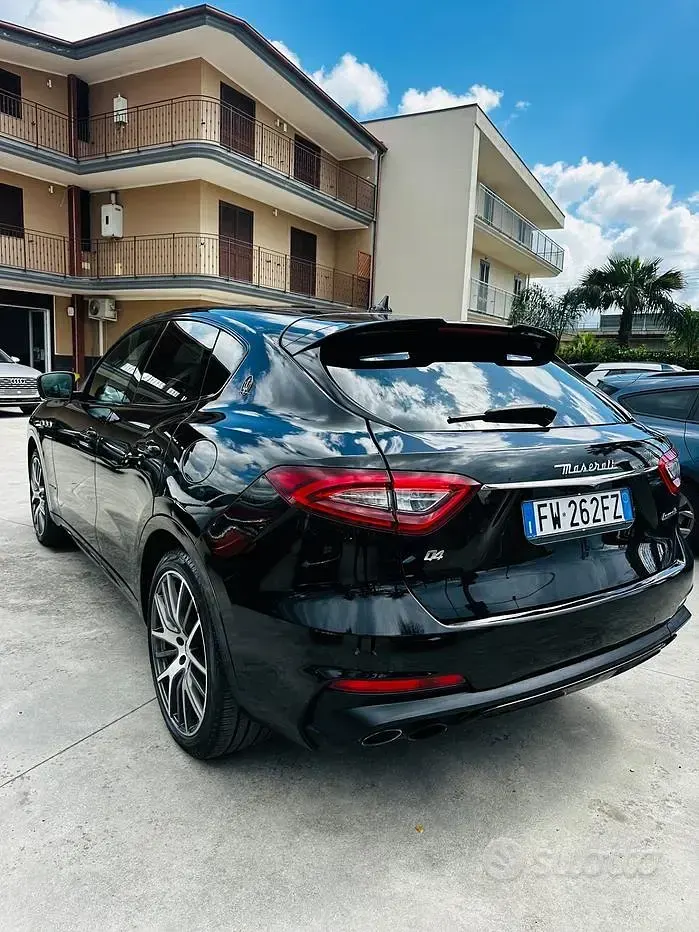 Usata Maserati Levante GranLusso 350 CV (257 kW) 2019 Nero SUV