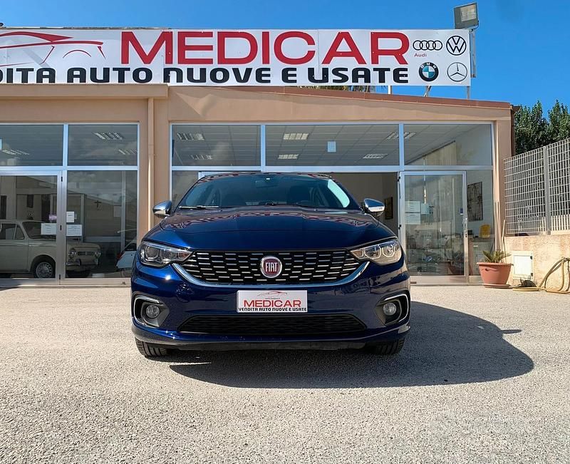 Usata Fiat Tipo Mirror 120 CV (88 kW) 2019 Blu/azzurro Berlina