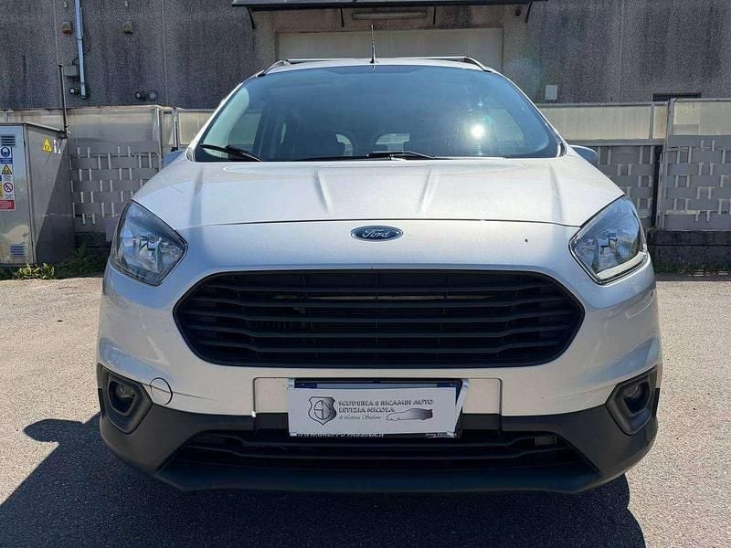 Usata Ford Tourneo Courier 99 CV (72 kW) 2019 Grigio Monovolume