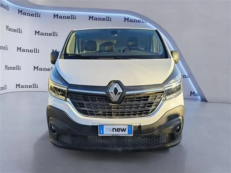 Begagnad Renault Trafic 120 HK (88 kW) 2021 Vit Minibuss