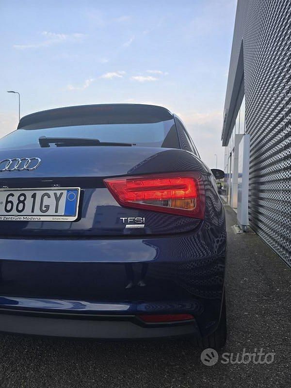 Usata Audi A1 95 CV (69 kW) 2015 Blu/azzurro Utilitaria