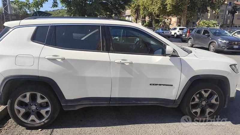 Usata Jeep Compass 120 CV (88 kW) 2018 Bianco SUV