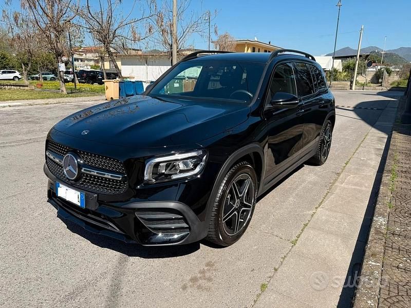 Occasion Mercedes GLB200 Premium 150 PK (110 kW) 2020 Zwart SUV