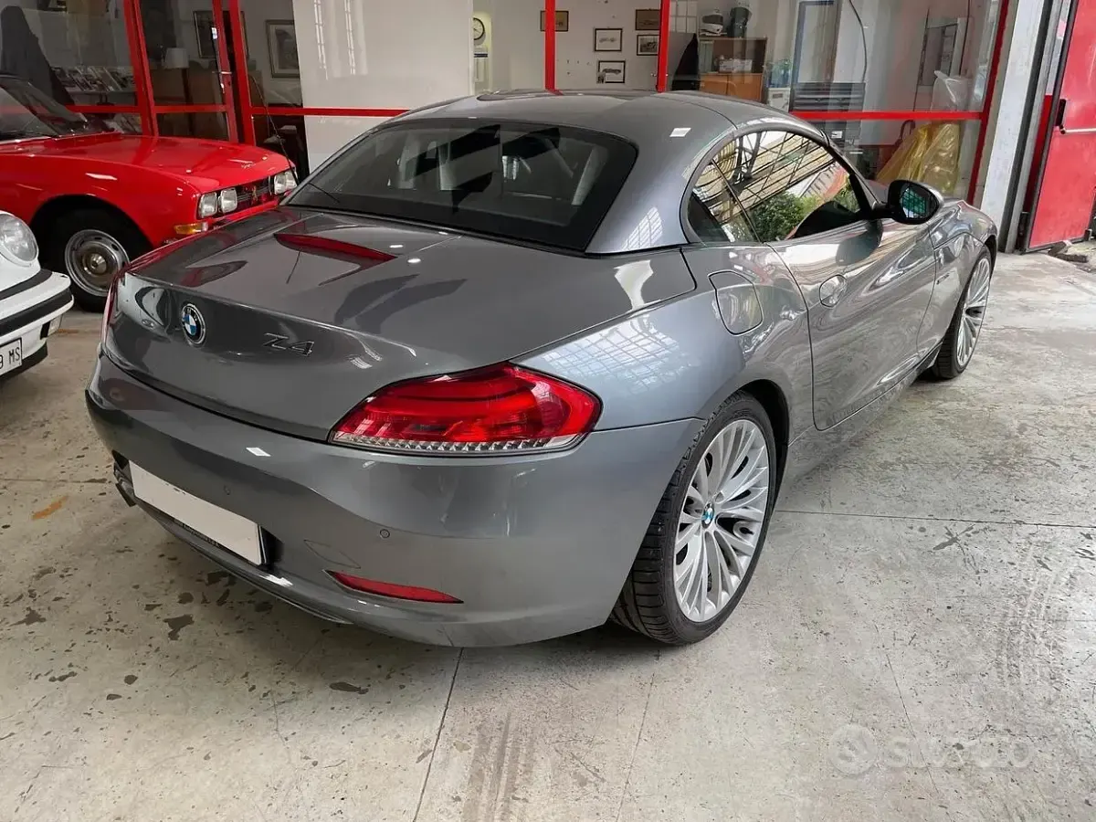 Usata BMW Z4 258 CV (189 kW) 2011 Grigio Cabrio