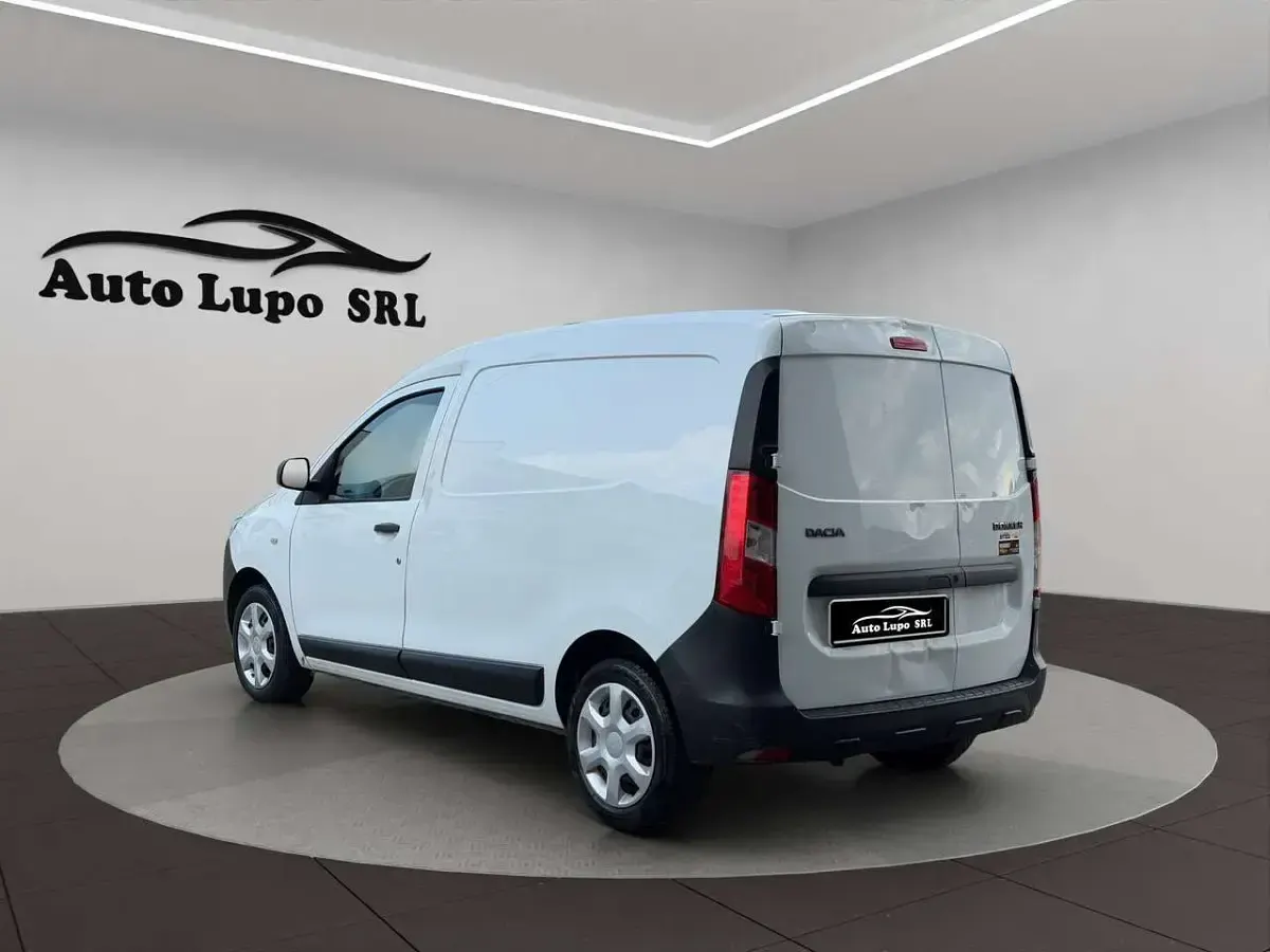 Usata Dacia Dokker 75 CV (55 kW) 2016 Bianco Monovolume