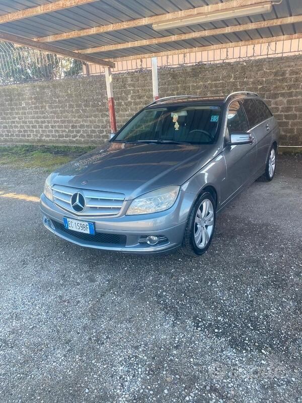 Usata 2010 Mercedes C220 Station wagon | 5500 € (Buon prezzo) - Immagine 1/4
