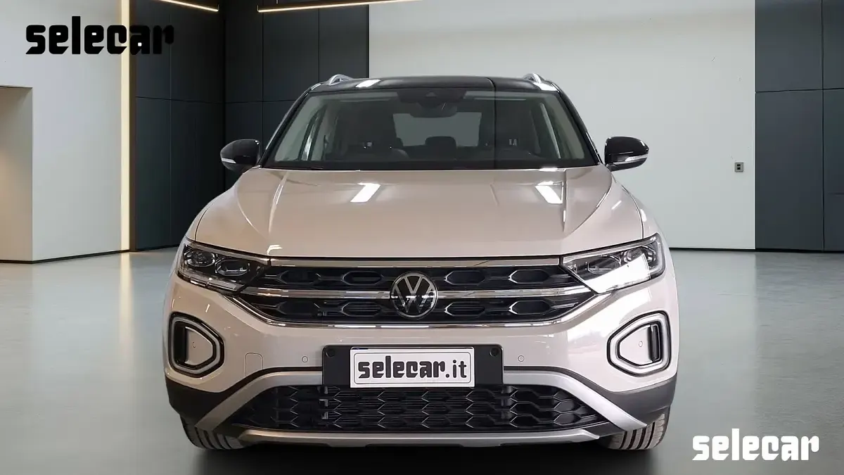 Usata VW T-Roc Style 110 CV (80 kW) 2023 6ua1 ascot grey tetto nero SUV