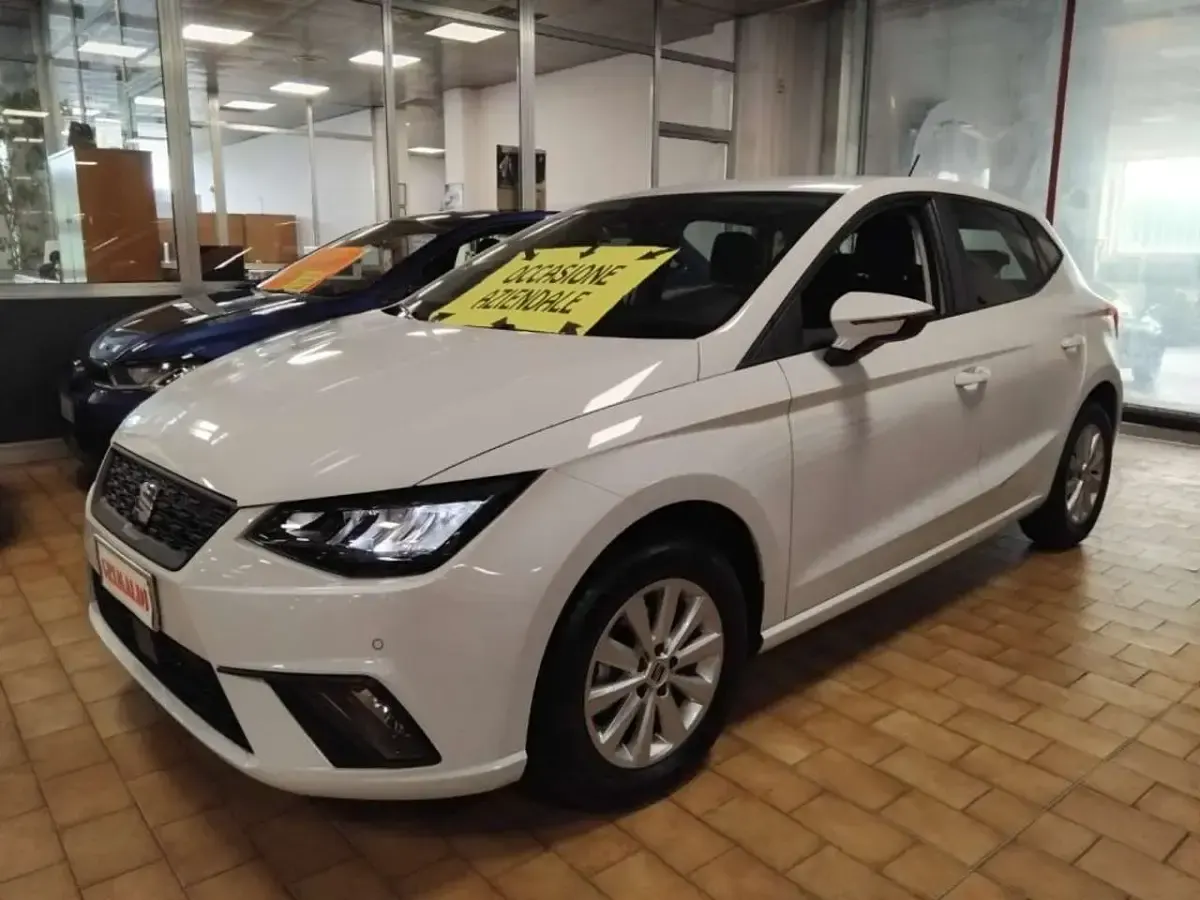 Usata Seat Ibiza Style 95 CV (69 kW) 2024 Bianco nevada / metallizzato Utilitaria