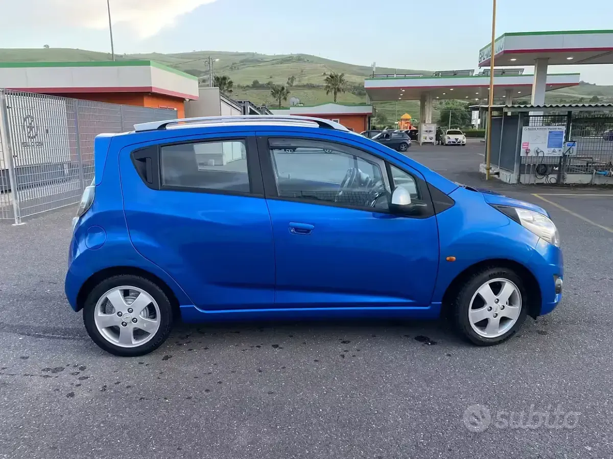 Usata Chevrolet Spark LT 79 CV (58 kW) 2011 Blu Utilitaria