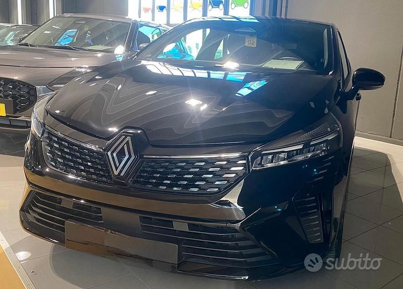 Usata Renault Clio V Techno 91 CV (66 kW) 2025 Nero Berlina