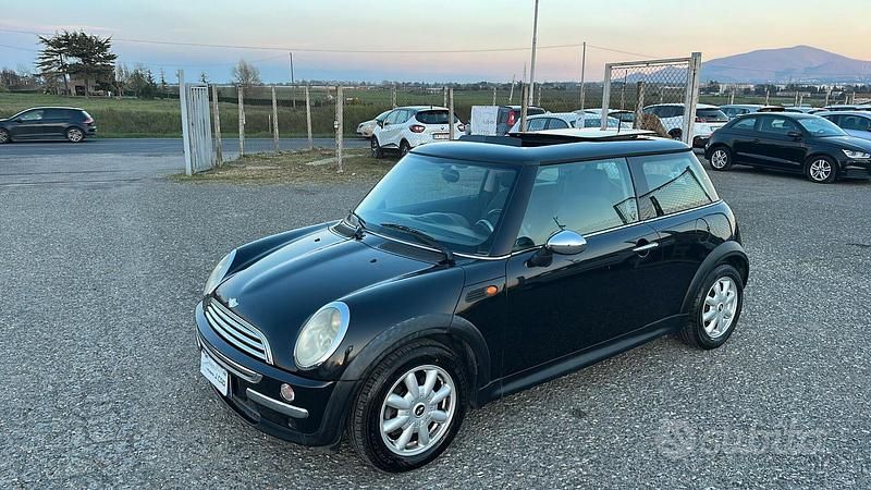 Usata Mini One D 74 CV (54 kW) 2004 Nero Utilitaria