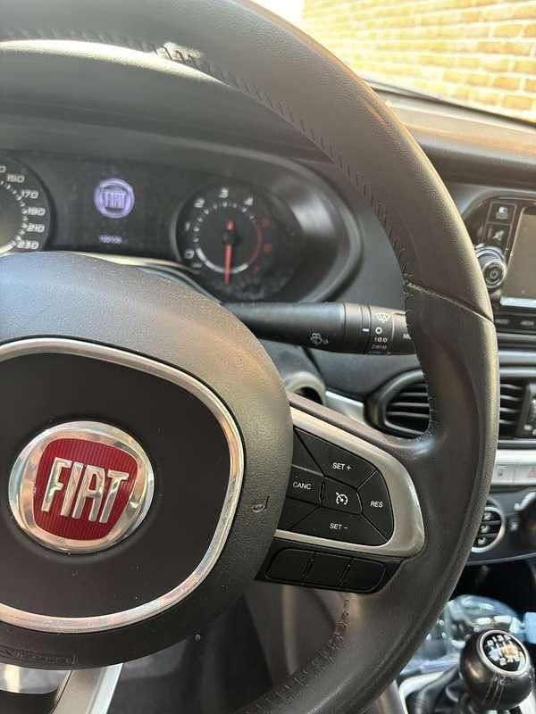 Usata Fiat Tipo Opening Edition 120 CV (88 kW) 2015 Berlina