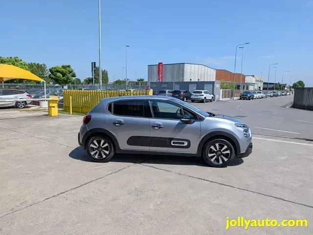 Usata Citroën C3 PureTech 110 CV (80 kW) 2024 Argento / metallizzato