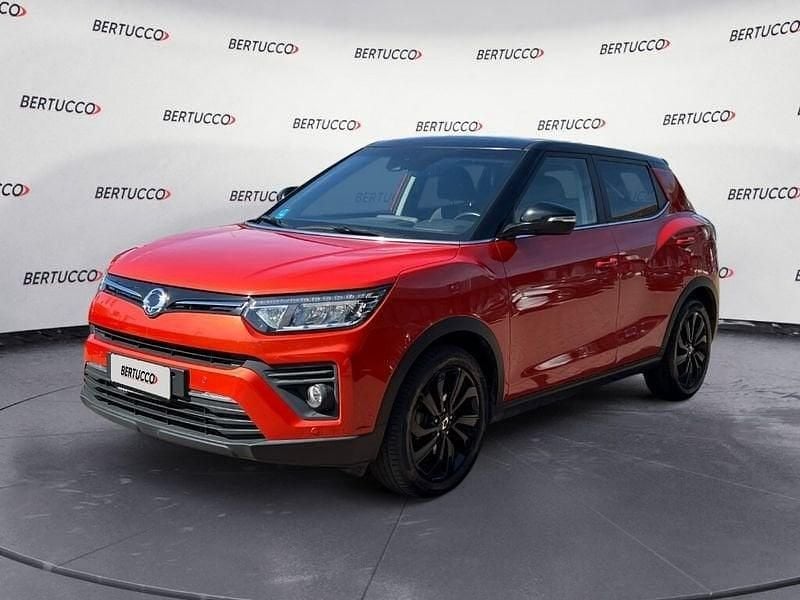 Usata Ssangyong (KGM) Tivoli 135 CV (99 kW) 2020 Rosso SUV