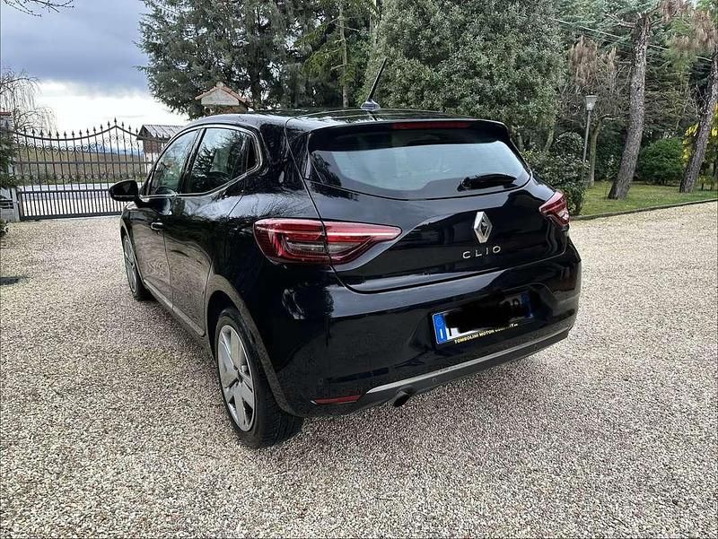 Usata Renault Clio V 101 CV (74 kW) 2020 Nero Berlina