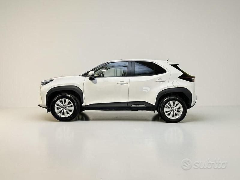 Usata Toyota Yaris Cross Business Edition 116 CV (85 kW) 2022 Bia SUV