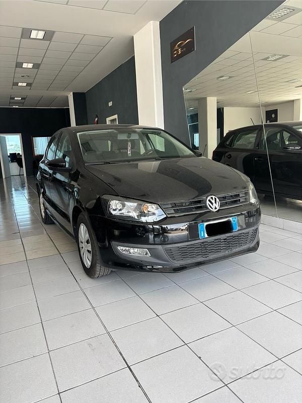 Używany VW Polo Comfortline 75 KM (55 kW) 2013 Czarny Hatchback