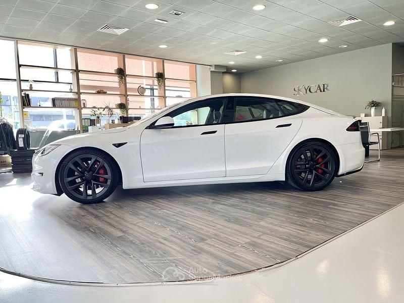 Usata Tesla Model S Plaid 356 kW (485 CV) 2023 Bianco Utilitaria