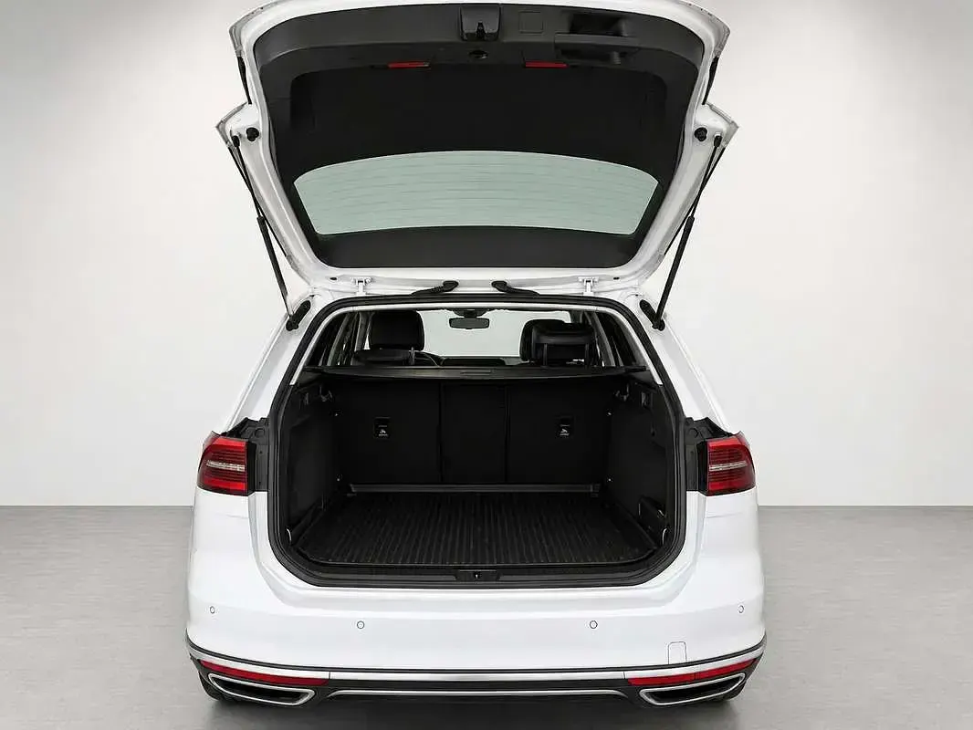 Usata VW Passat Alltrack 190 CV (139 kW) 2016 Bianco Station wagon