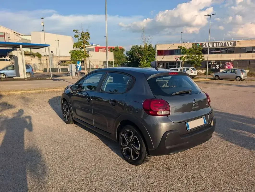 Usata Citroën C3 Shine 82 CV (60 kW) 2017 Grigio Berlina
