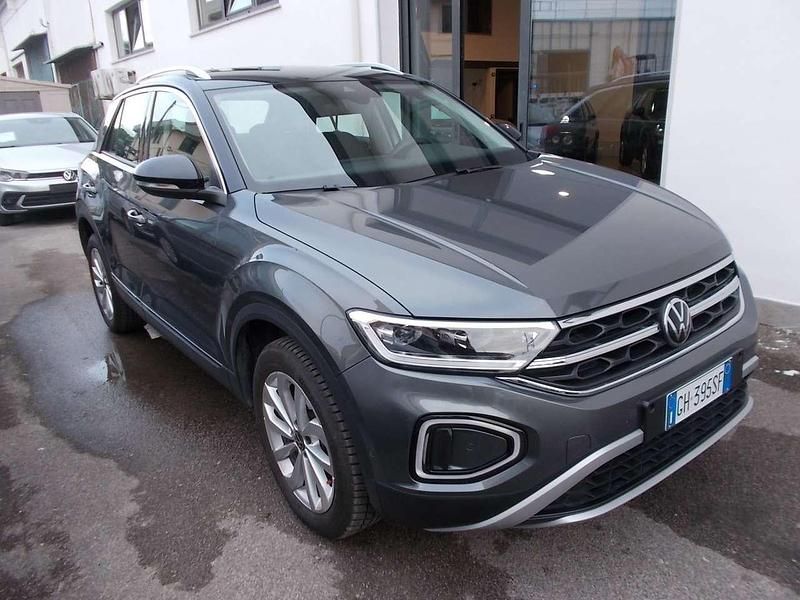 Usata VW T-Roc Style 116 CV (85 kW) 2022 Indium grey SUV