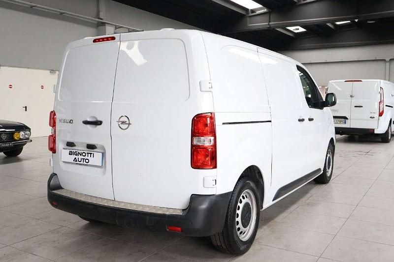 Usata Opel Vivaro Enjoy 102 CV (75 kW) 2022 Bianco Monovolume