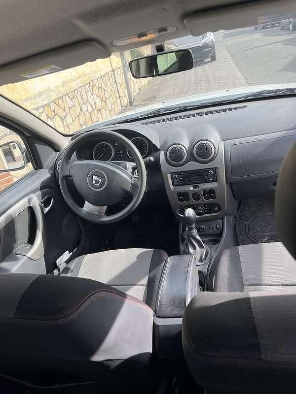 Usata Dacia Duster Lauréate 110 CV (80 kW) 2013 SUV