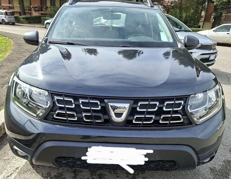 Usata Dacia Duster Comfort 115 CV (84 kW) 2019 Grigio SUV