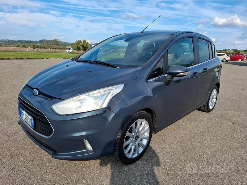 Blu Usata 2014 Ford B-MAX Titanium Monovolume | 6800 € (Ottimo prezzo) - Immagine 1/4