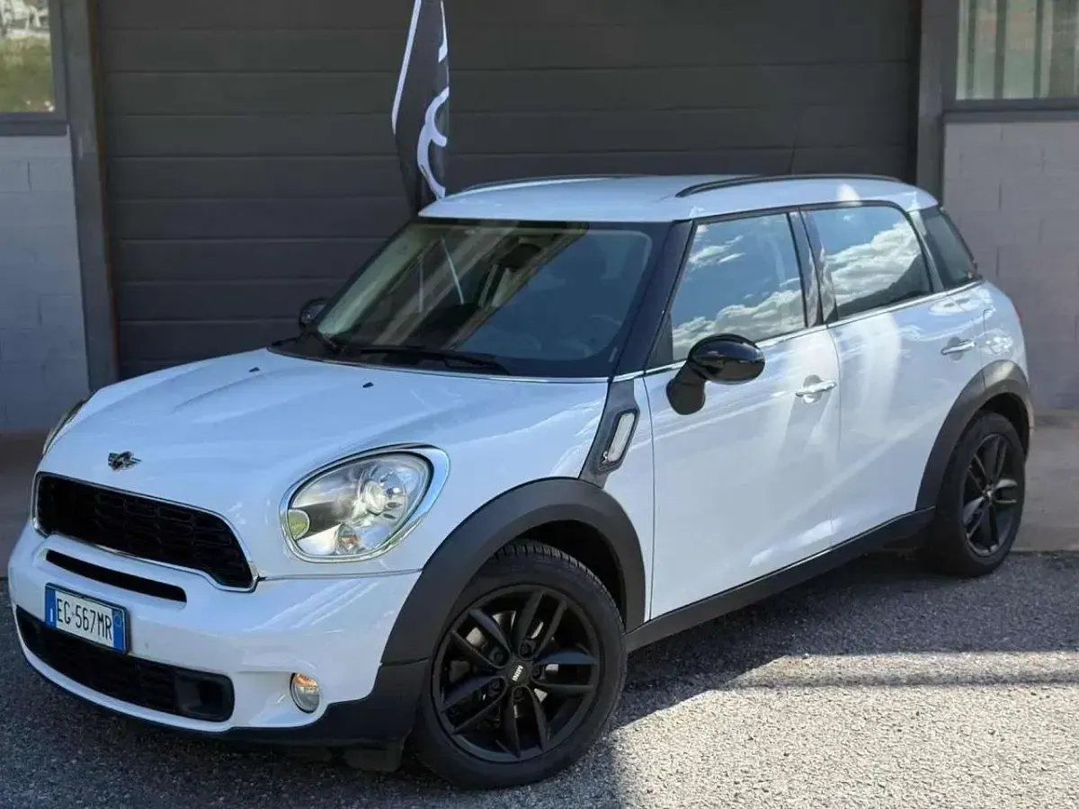 Usata Mini Cooper SD Countryman 143 CV (105 kW) 2011 Bianco SUV