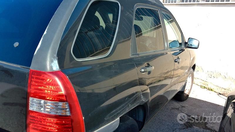 Usata Kia Sportage 2006 Nero SUV