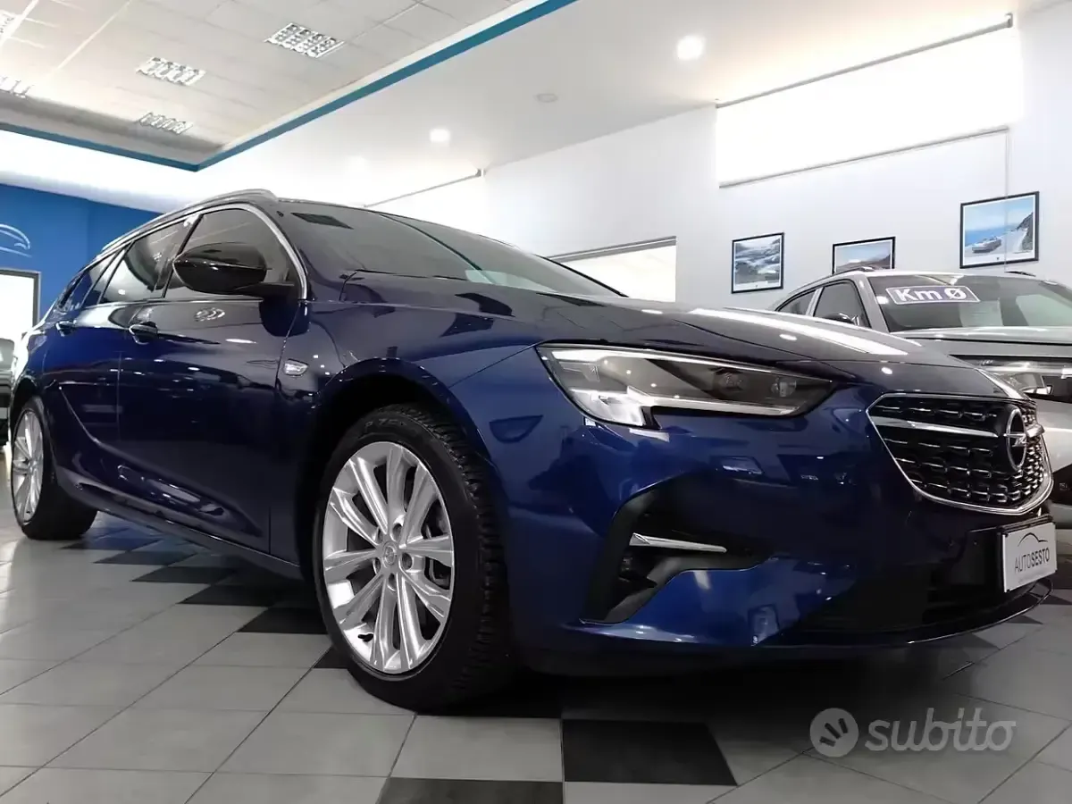 Usata Opel Insignia Elegance 174 CV (127 kW) 2020 Bluazzurro Station wagon