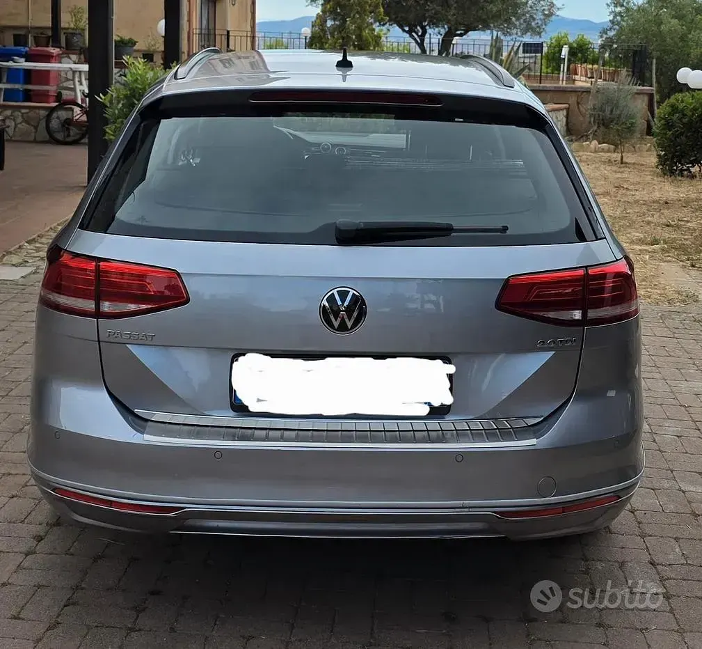 Usata VW Passat Business 150 CV (110 kW) 2017 Grigio Station wagon
