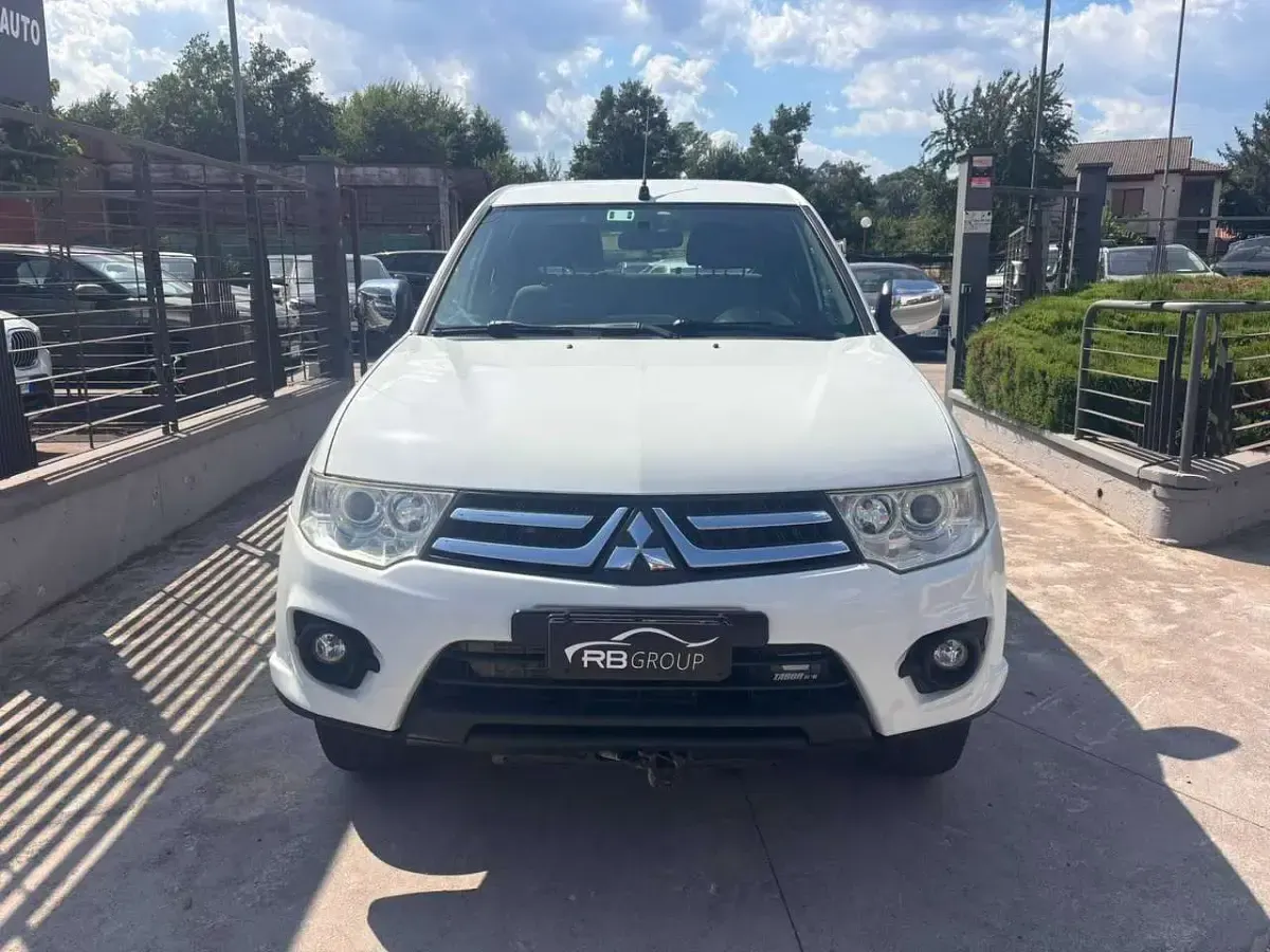 Usata Mitsubishi L200 Inform 154 CV (113 kW) 2016 Bianco Pick-up