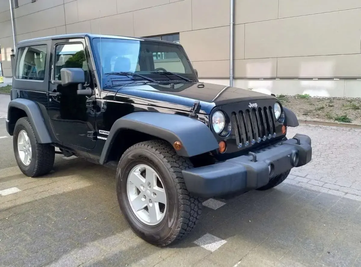 Usata Jeep Wrangler Sport 199 CV (146 kW) 2012 Nero SUV