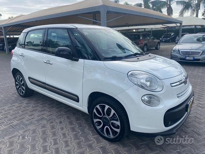Usata Fiat 500L Lounge 85 CV (62 kW) 2013 Bianco Monovolume