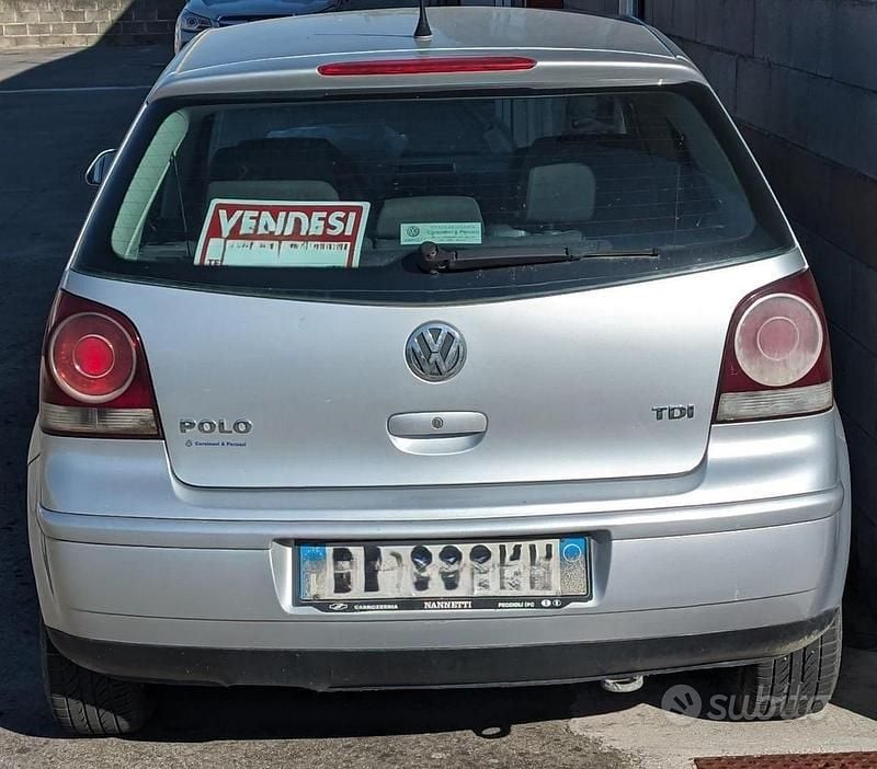Usata VW Polo 69 CV (50 kW) 2006 Grigio Utilitaria