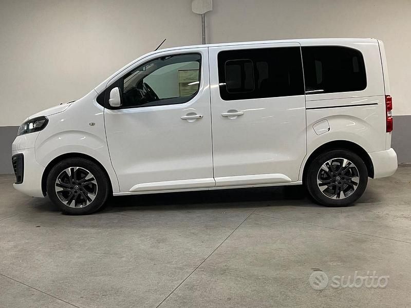 Usata Opel Zafira Life Edition 120 CV (88 kW) 2021 Bianco Monovolume