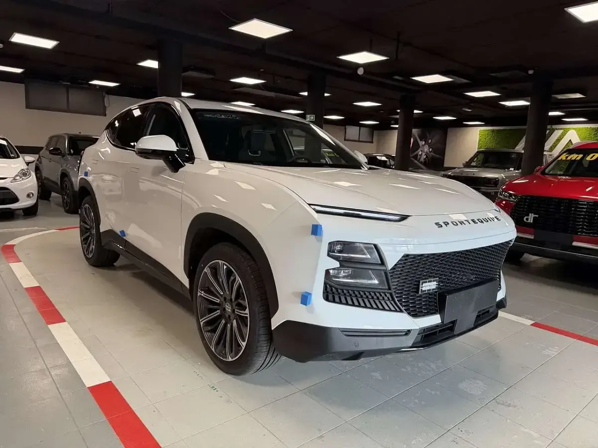 Nuova Sportequipe S6 GT 156 CV (114 kW) 2026 Bianco SUV