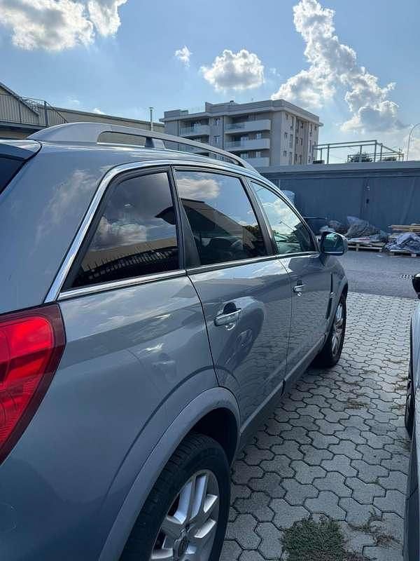 Usata Opel Antara Edition 141 CV (103 kW) 2010 SUV