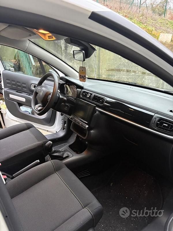 Usata Citroën C3 PureTech 83 CV (61 kW) 2024 Bianco Utilitaria