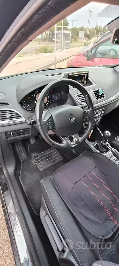 Usata Renault Mégane GrandTour 110 CV (80 kW) 2015 Nero Station wagon