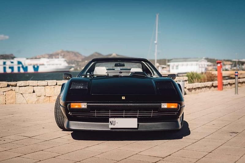 Usata Ferrari 208 155 CV (114 kW) 1981 Nero Coupé