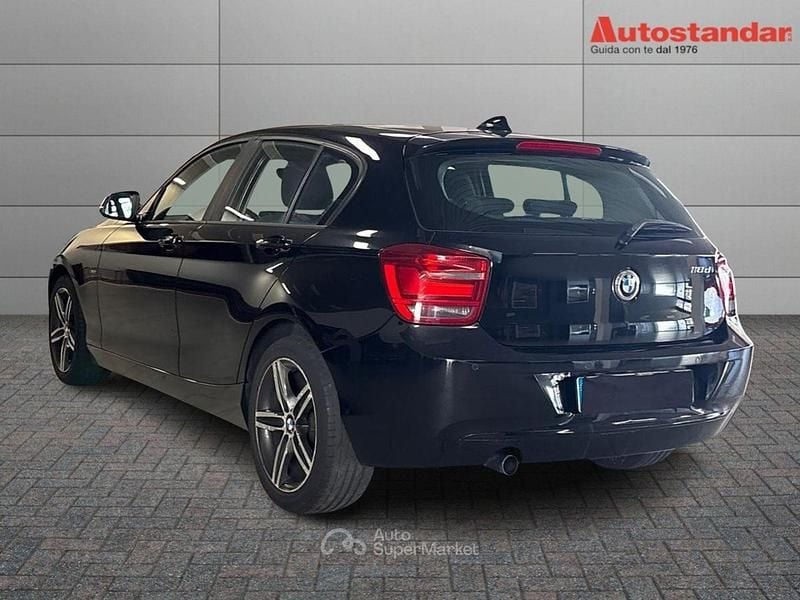 Usata BMW 118 Sport Line 143 CV (105 kW) 2012 Nero Utilitaria