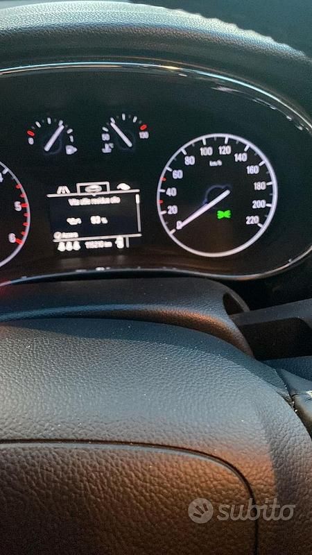 Usata Opel Mokka X Innovation 115 CV (84 kW) 2017 Bianco SUV