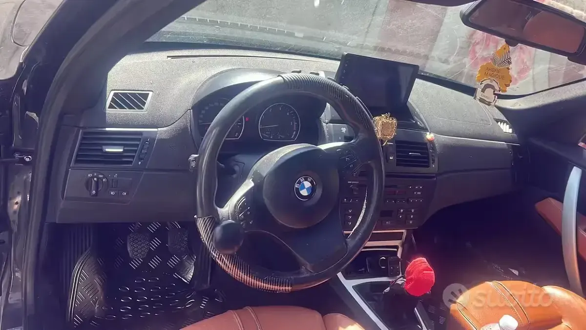 Usata BMW X3 150 CV (110 kW) 2005 Nero SUV