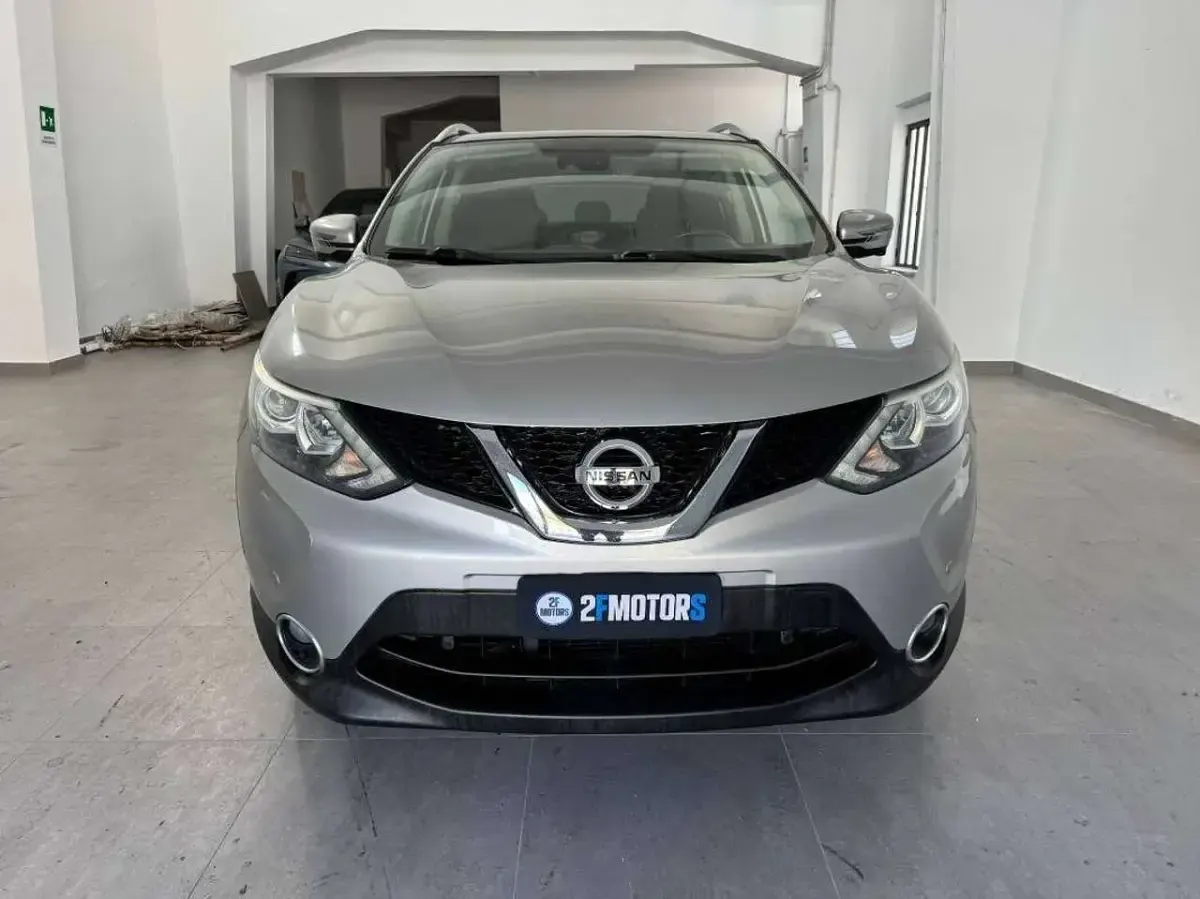 Usata Nissan Qashqai 110 CV (80 kW) 2016 Grigio SUV